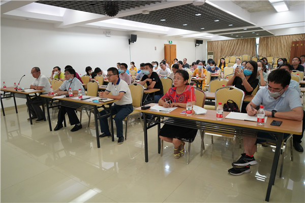 作物所与基因中心联合举办青年学术交流会