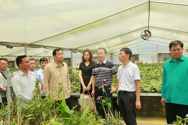 Khamphoy Vannasane, Deputy Governor of Phongsaly Province, Laos visits GDAAS