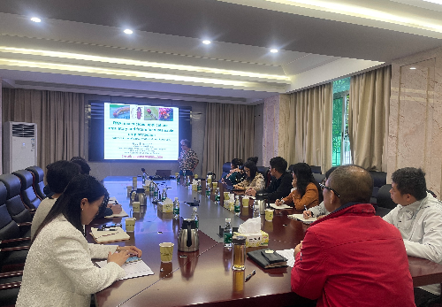 植保所举办学术交流会.jpg