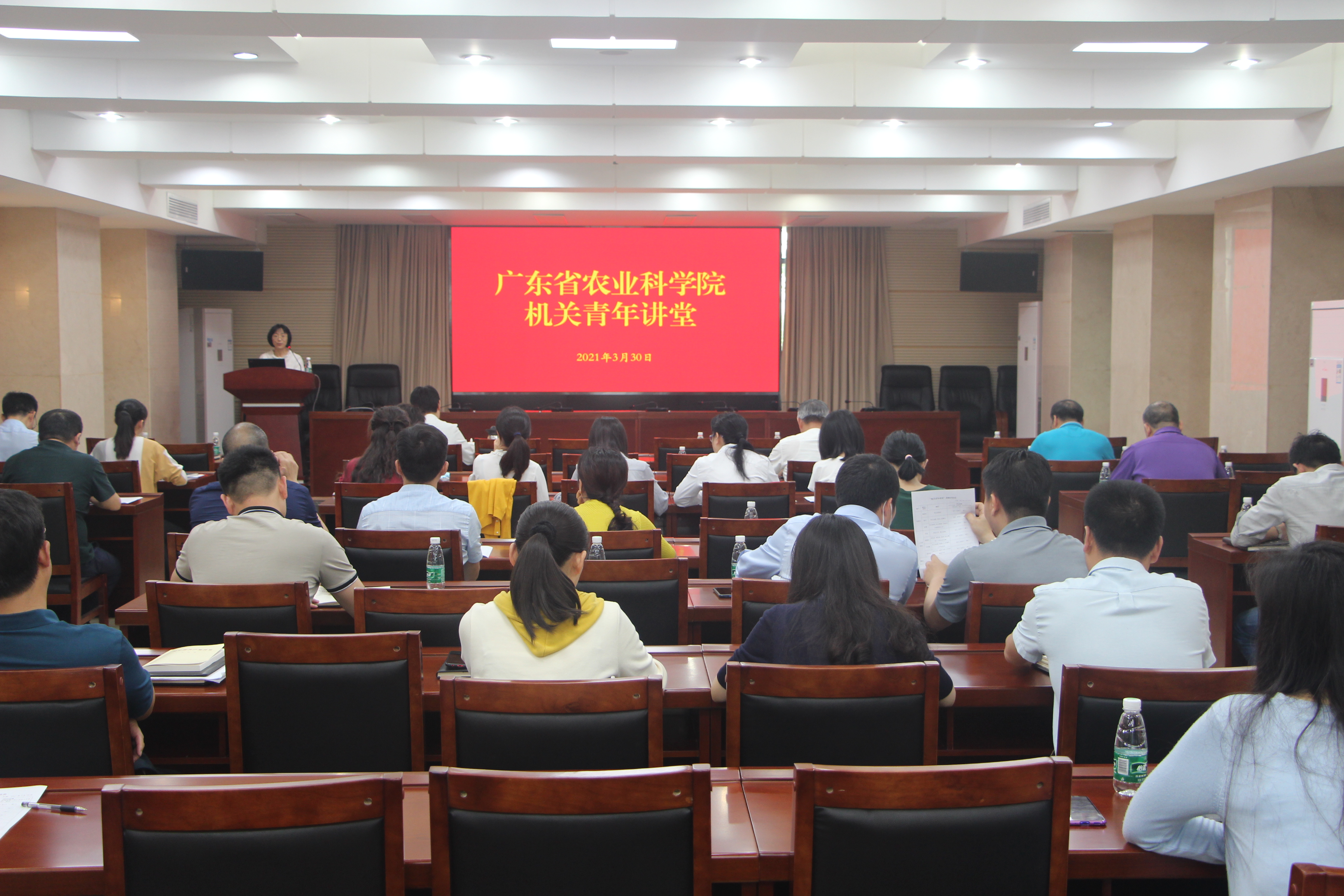 图片说明