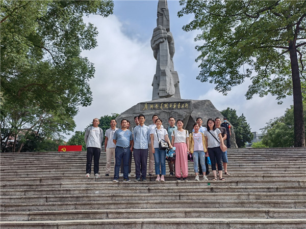 图片说明