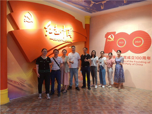 图片说明