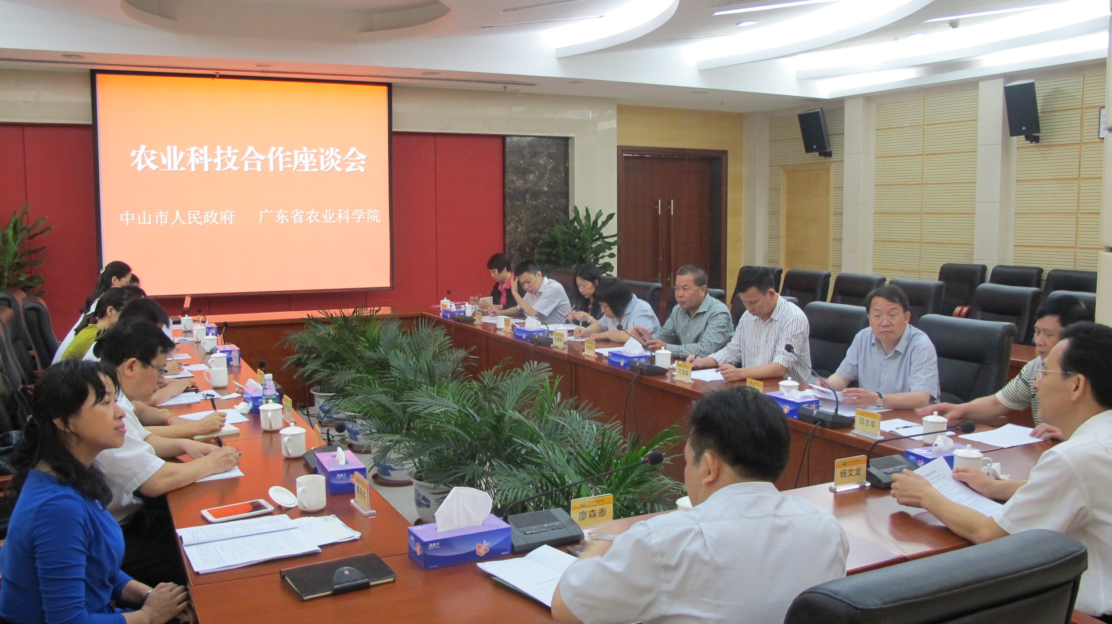 图片说明