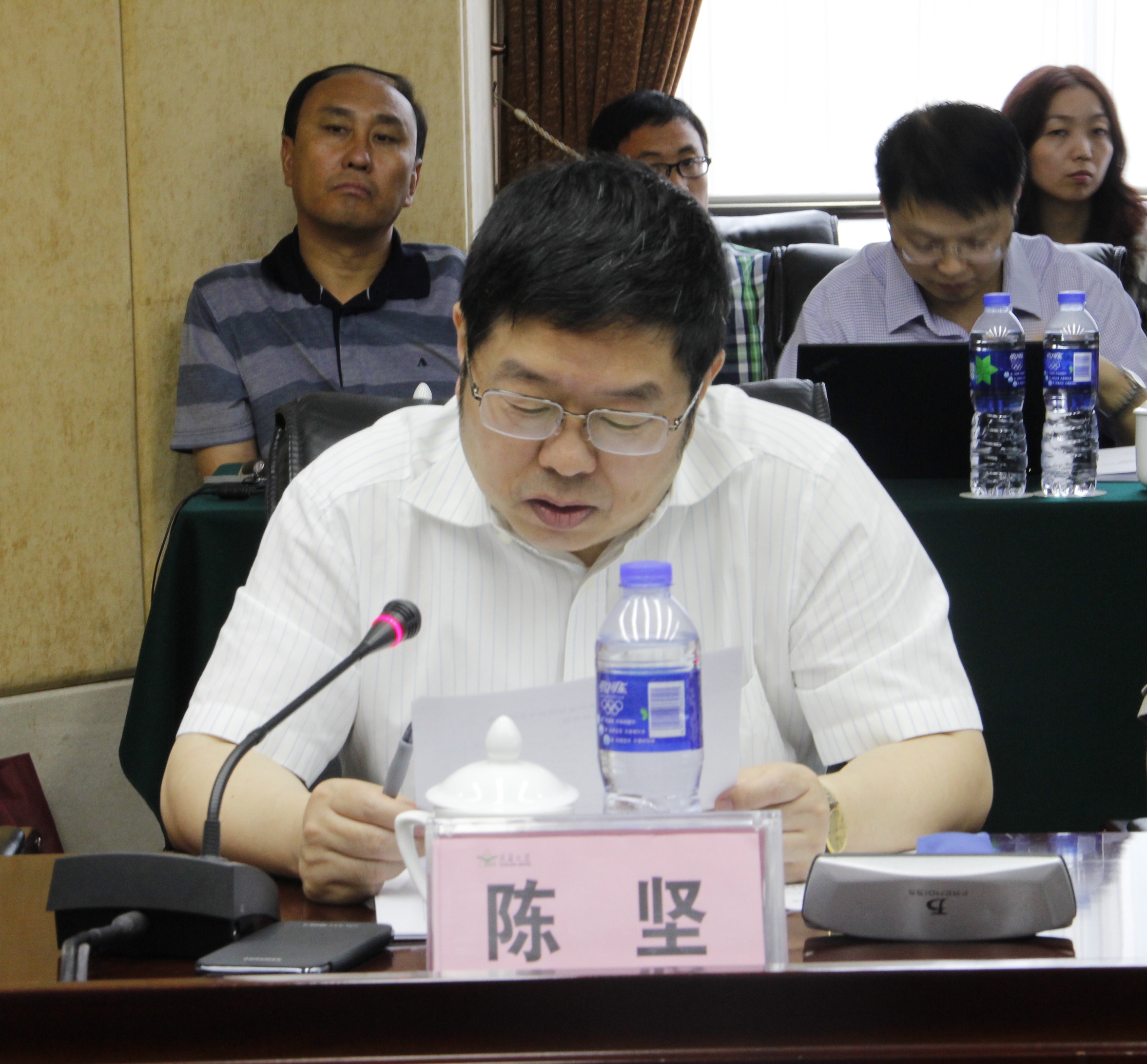 图片说明