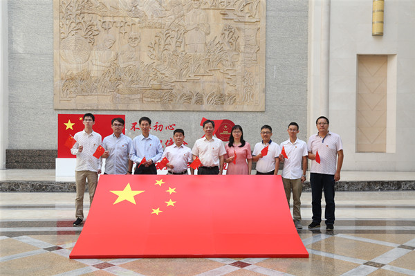 图片说明
