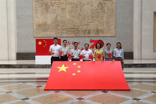 图片说明
