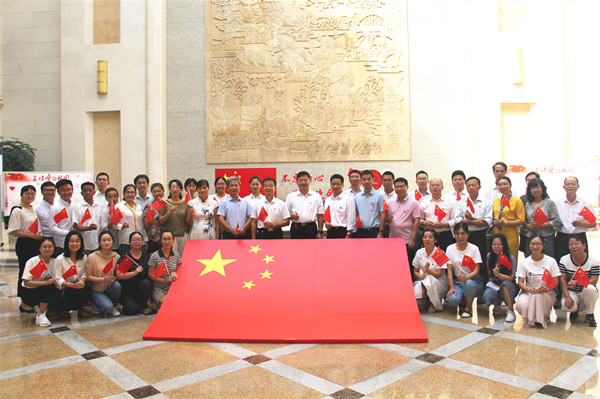 图片说明