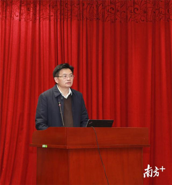 图片说明