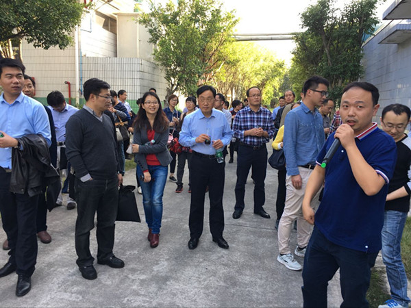 图片说明