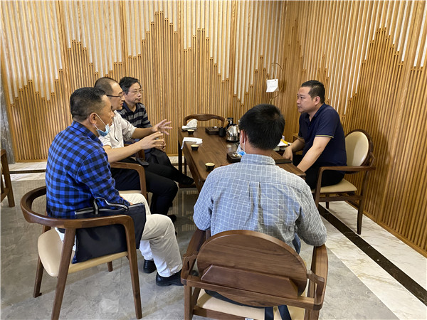 图片说明