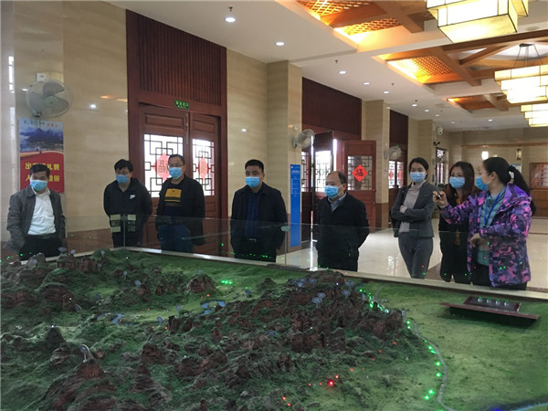 图片说明
