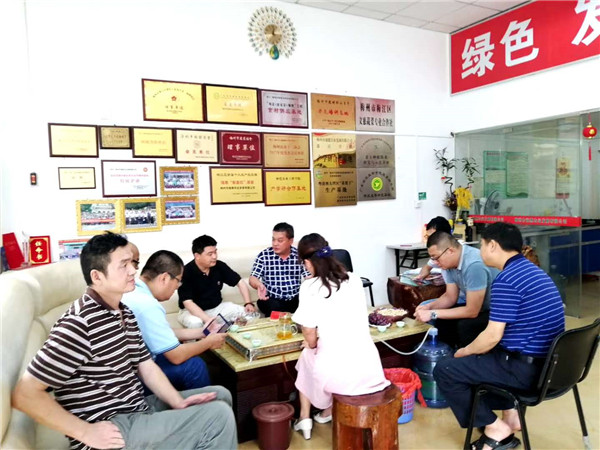 图片说明
