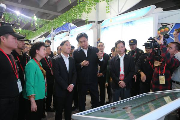 图片说明