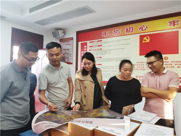 图片说明