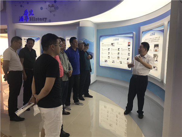图片说明