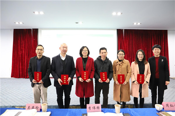 图片说明