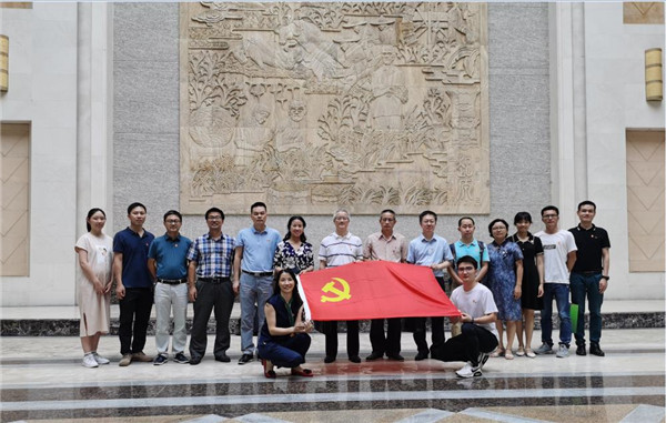 图片说明