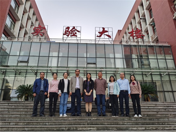 图片说明