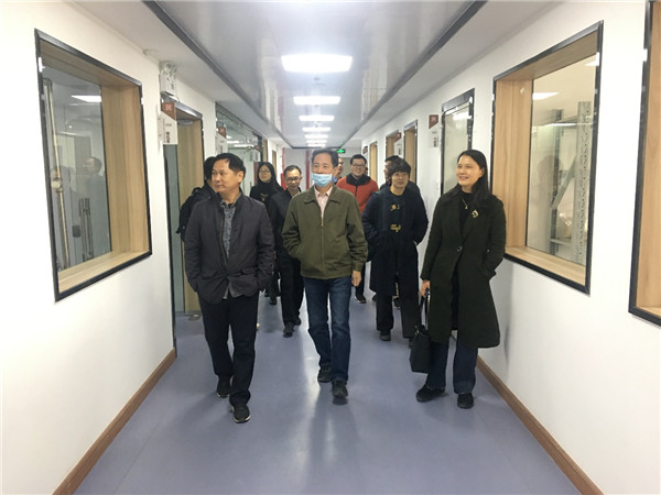 图片说明