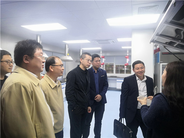 图片说明