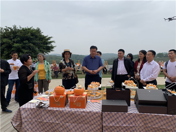 图片说明