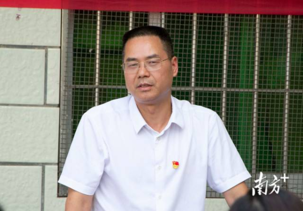 韶关市武江区农业农村局副局长杨培华  南方农村报 王俊涛 拍摄