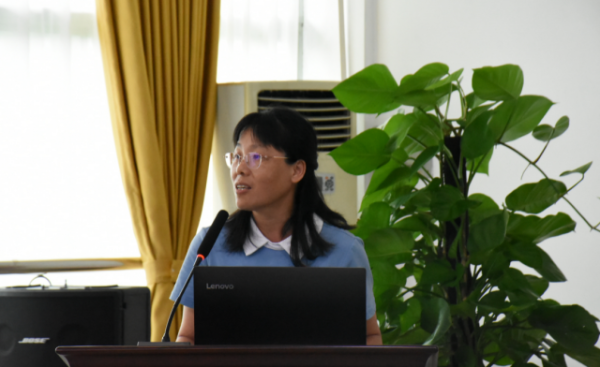 广东省农业科学院水稻研究所所长何秀英