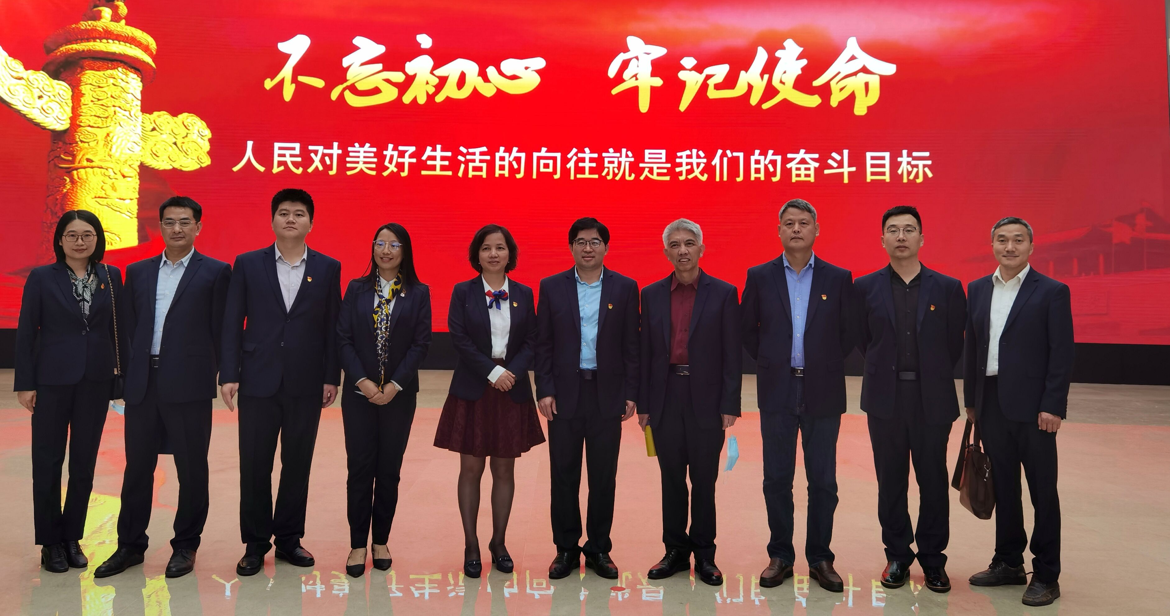 图片说明