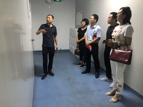 图片说明
