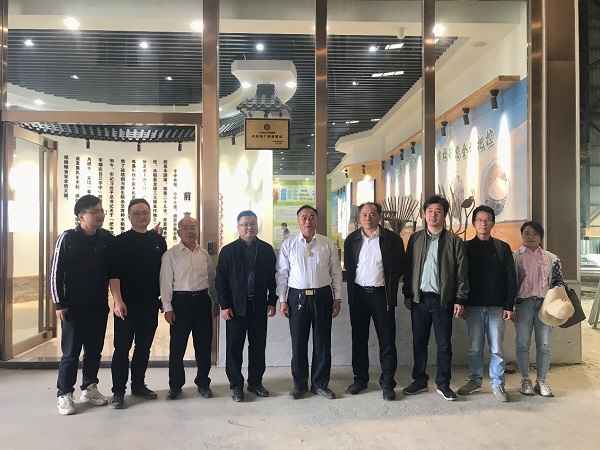图片说明