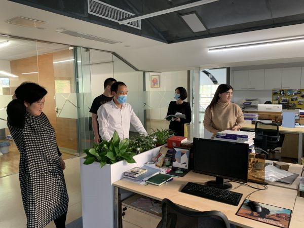 图片说明