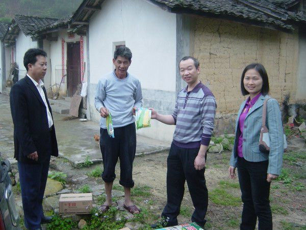 图片说明