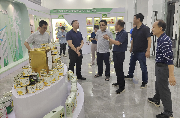 图片说明