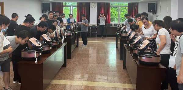 图片说明