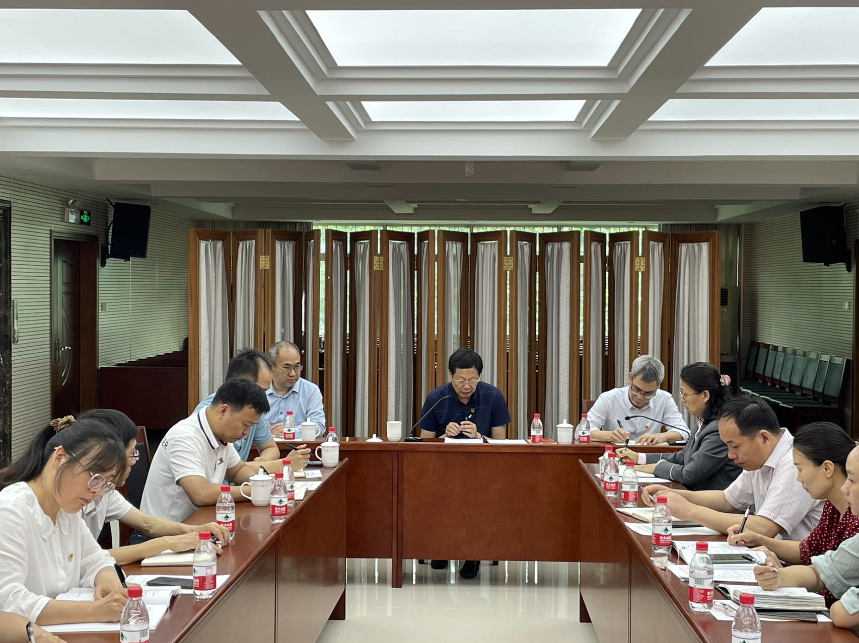 图片说明
