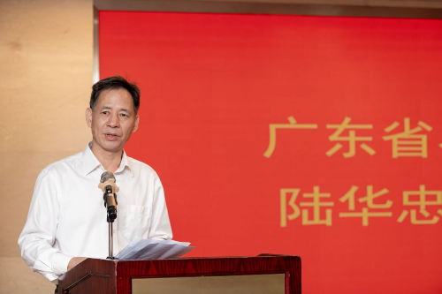 陆院长讲话.jpg