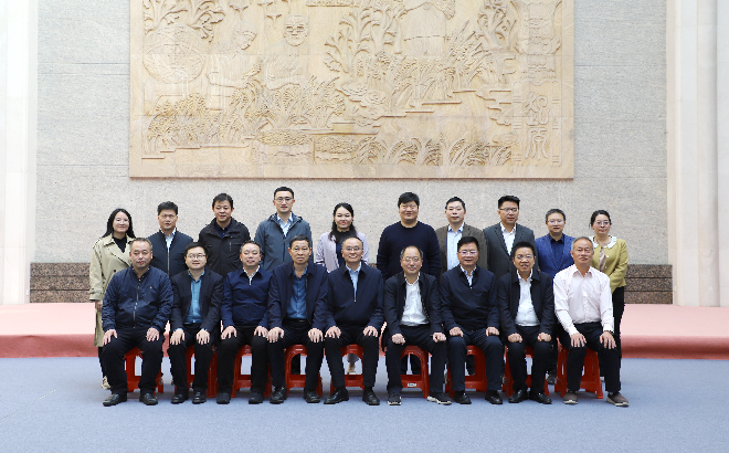2-委员合照.jpg