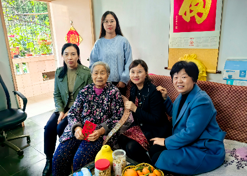 植保所慰问1.jpg
