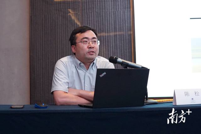 农业农村部农产品质量标准研究中心政策与信息研究室主任陈松