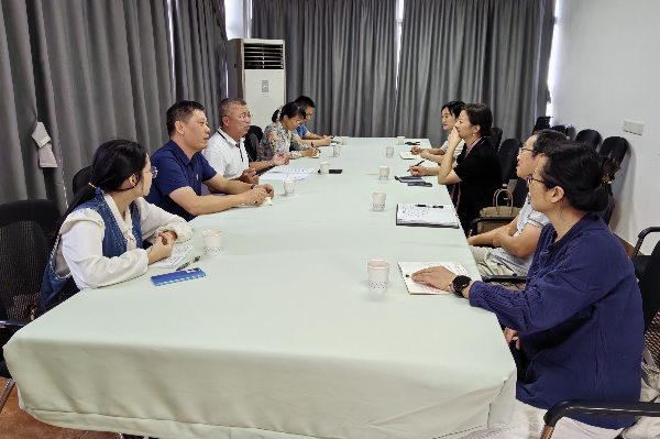 20241023省农业农村厅农业有害生物预警防控中心到植保所调研.jpg